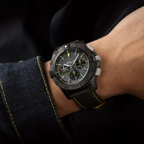 Avenger B01 Chronograph 44 Night Mission Bloodhounds – Image 2